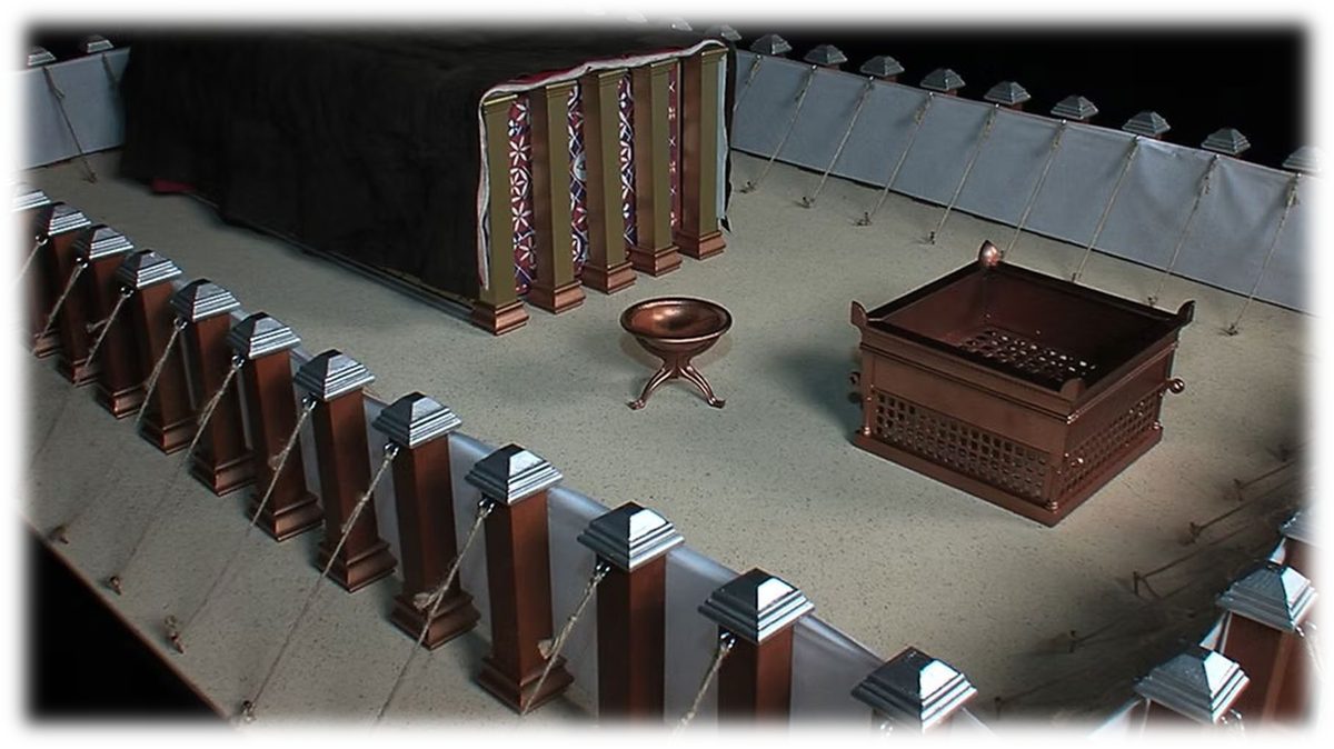 A model of the Outer Court seen from above: rows of brass pillars with silver caps along the linen fence, cords running from each pillar to the ground on both sides, the Brazen Laver and the Brazen Altar in the court, and the Tabernacle building behind